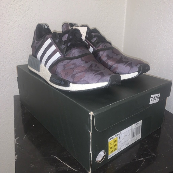 A BATHING APE X ADIDAS NMD R1 BLACK CAMO SIZE 12M - Picture 3 of 7